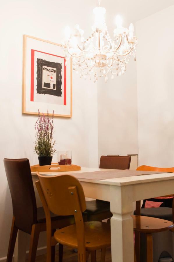 Beautiful Park Apartment For 4 Guests Berlin Eksteriør bilde