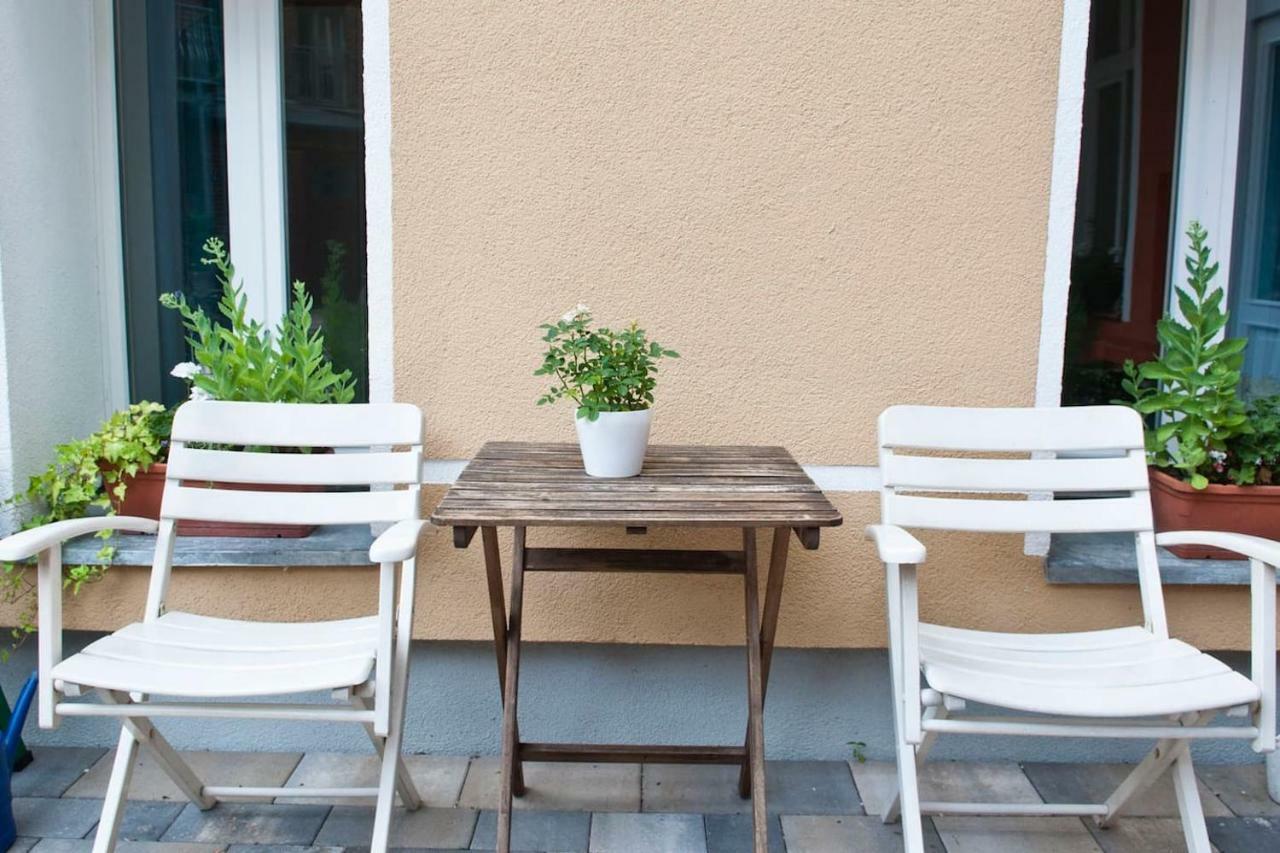 Beautiful Park Apartment For 4 Guests Berlin Eksteriør bilde